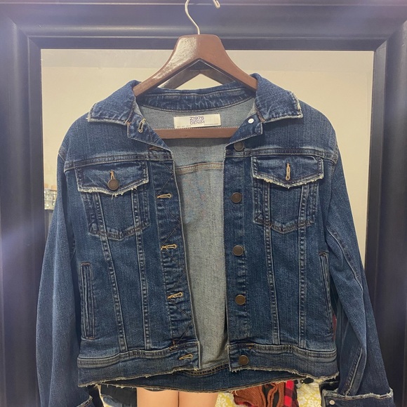 jacket - Picture 2 of 3